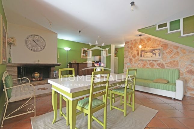 Villa for sale in Viterbo, Latium, Italy