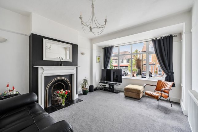 251, Mackenzie Road, Beckenham photo 2