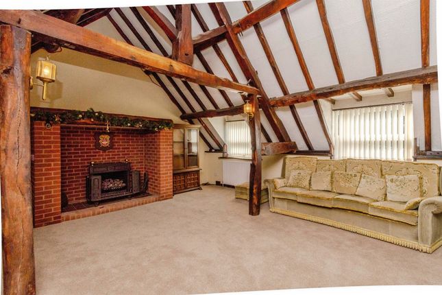 Mill Farm Cottage, Lichfield Road, Cannock photo 3