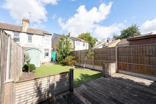 45, Crown Road, SUTTON photo 3