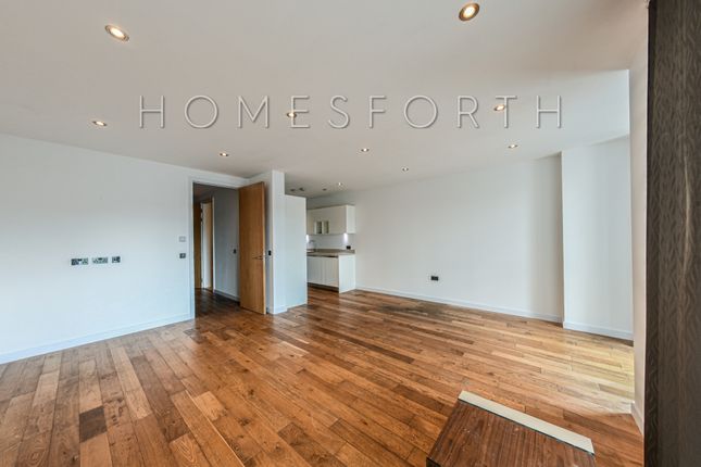 2 bed flat for sale in The Cascades, Finchley Road, Hampstead NW3