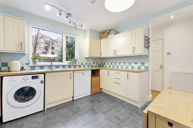 Property for sale in Silverdale, London