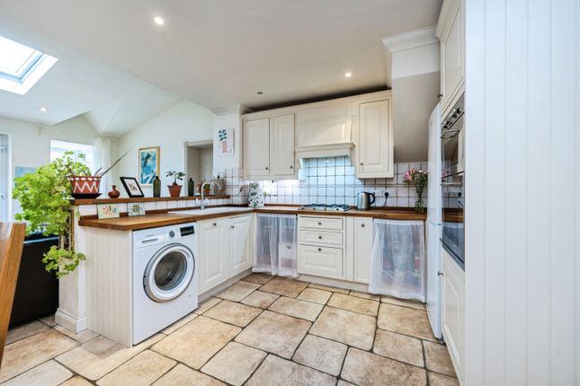 12, Riverside View, Bedford photo 3