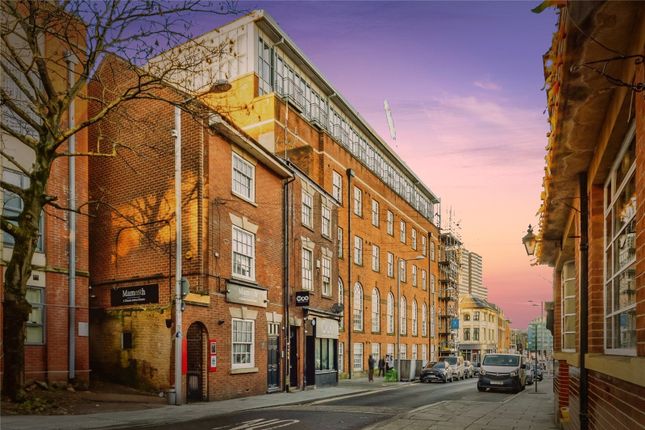 A802, Castle Exchange, 41, Broad Street, Nottinghamshire photo 4