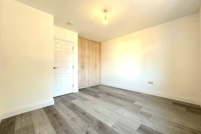 Flat 3, 62, Spencer Road, Harrow photo 3