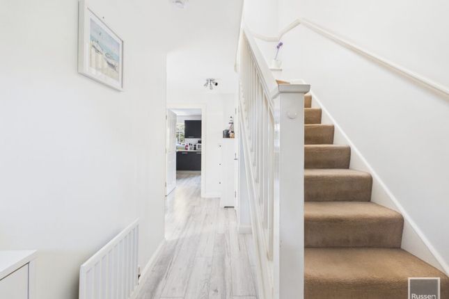18, Sir Alfred Munnings Way, Norwich photo 3