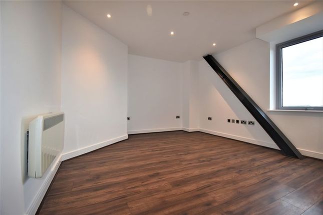 Thumbnail Flat to rent in 9th Floor, Churchill Way, Basingstoke