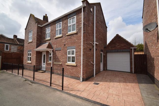 Thumbnail Detached house to rent in Church Street, Sutton, Hull