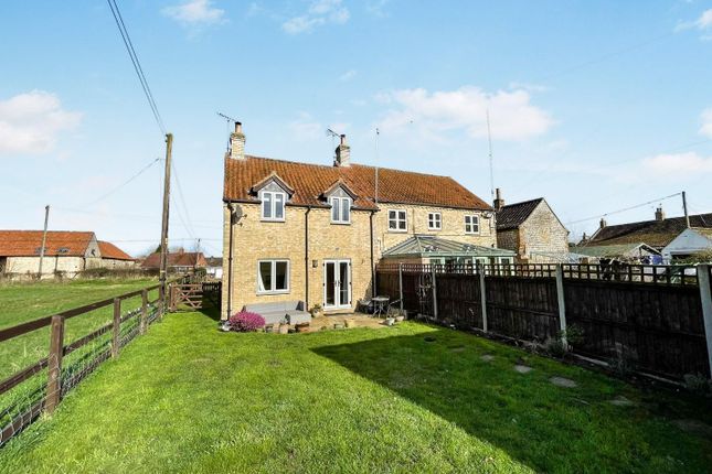 29, West End, Northwold photo 3
