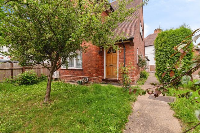 2, Meriden Avenue, Nottingham photo 2