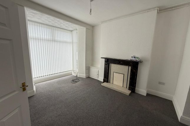 143a (Top Floor), North Road, Rhondda Cynon Taff photo 4