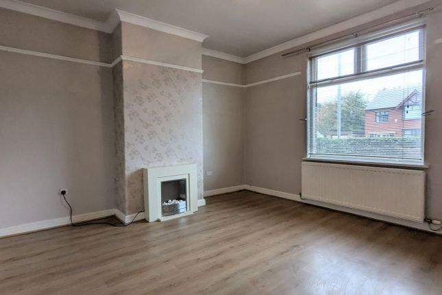 197, Ormskirk Road, Skelmersdale photo 3
