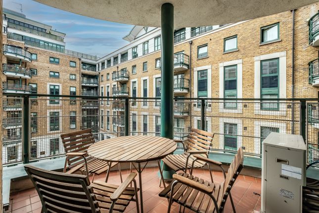Flat 221, Warren House, Warwick Road, London photo 4