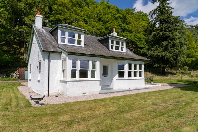 Thumbnail Cottage for sale in Lynwilg, Aviemore