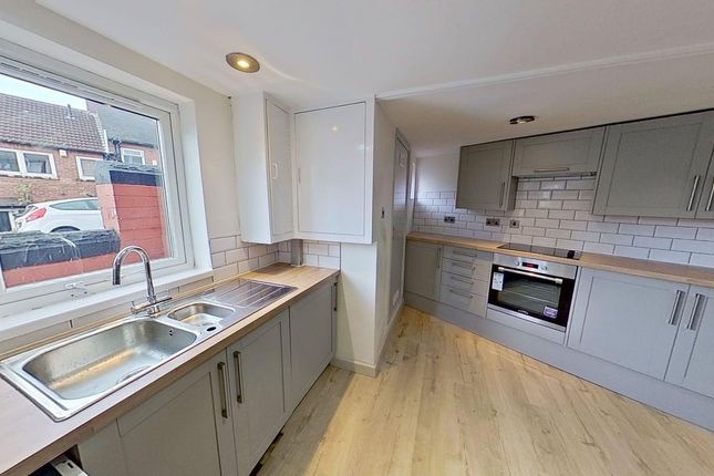 17 Knowle Mount, Leeds photo 4