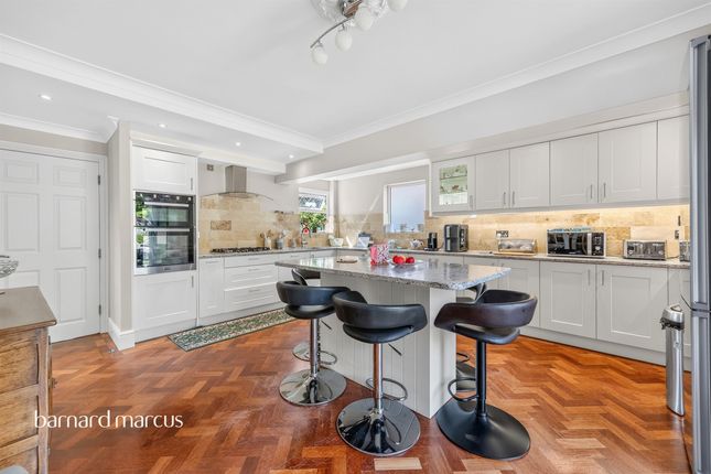 18, Meadow Hill, Purley photo 4