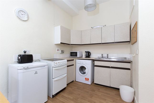 Flat 1F4, 26, Caledonian Place, Edinburgh photo 5