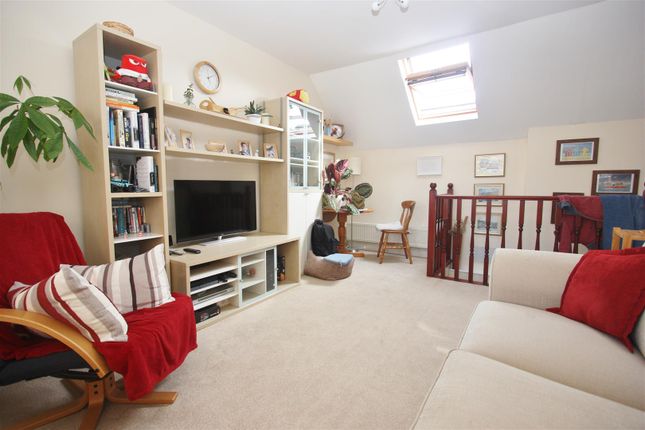 Thumbnail Terraced house to rent in William Street, Weymouth