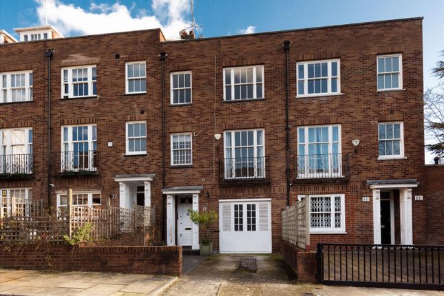 Thumbnail Terraced house for sale in Naseby Close, London