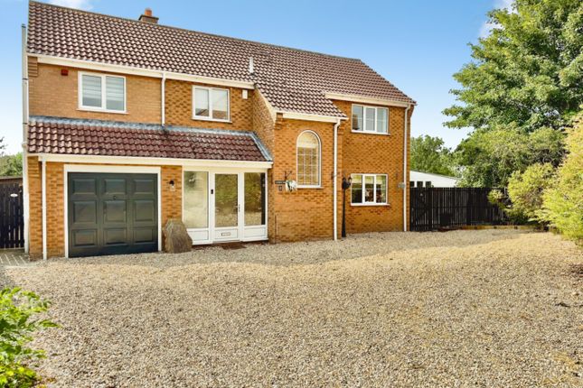 5-bed house on 8, St. Helens Way, Gainsborough, £370,000