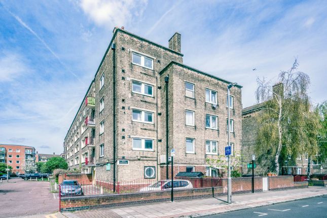 Flat for sale in Pitt House, Maysoule Road, Clapham Junction, London