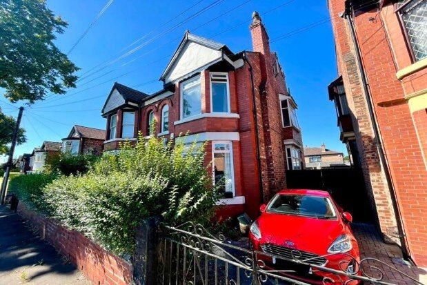 4 bed semi-detached house to rent in Old Trafford, Manchester M16