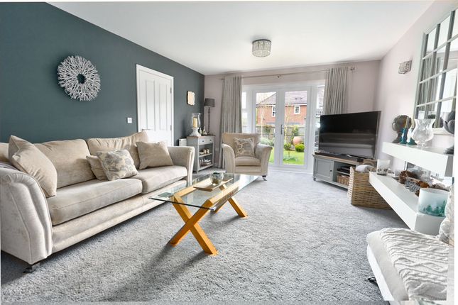 38, Dudley Grove, Telford photo 3