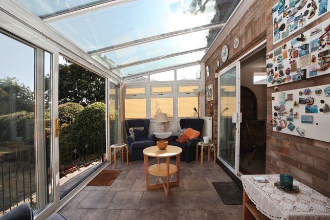 1, Lynton Close, Penarth photo 5