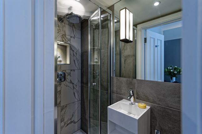 37 Emperor's Gate, South Kensington SW7, studio to rent - 62350031 ...