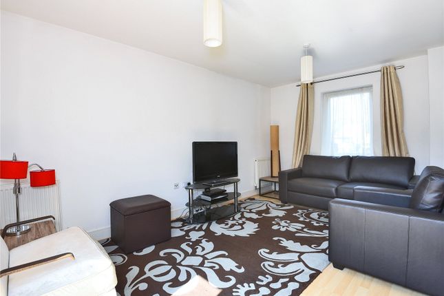 15, Vulcan Drive, Berkshire photo 3
