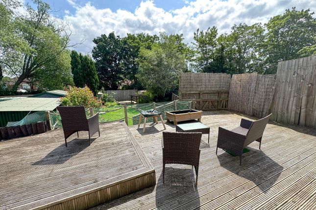252, White Road, Quinton photo 2
