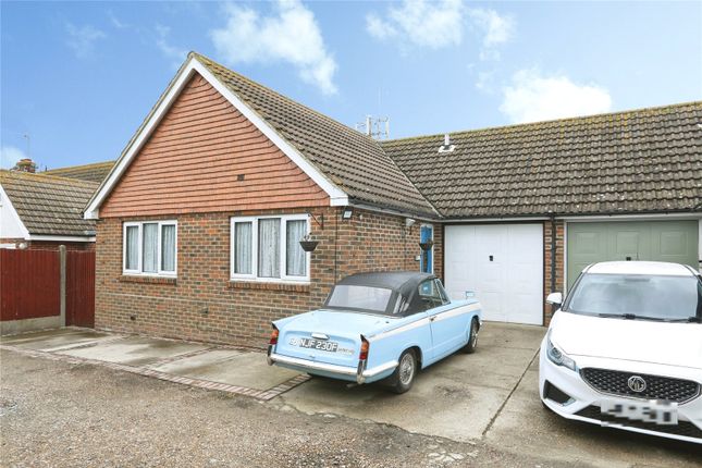 2-bed house on 5, Groveway, Sheerness, £240,000