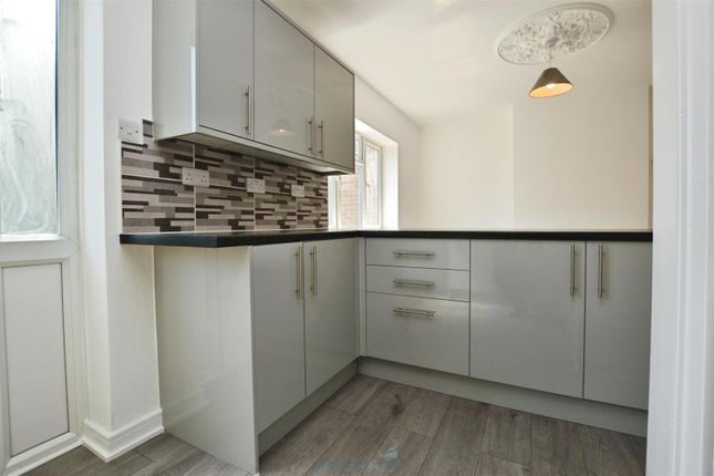 61, Ewart Road, Chatham photo 3