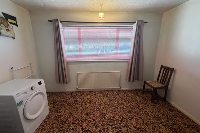 186, Newman Road, Sheffield photo 4