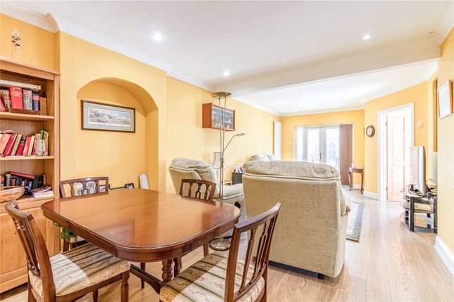 11, Selsdon Road, Addlestone photo 2