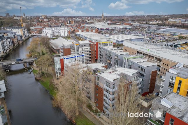 80 Geoffrey Watling Way - Pl-4