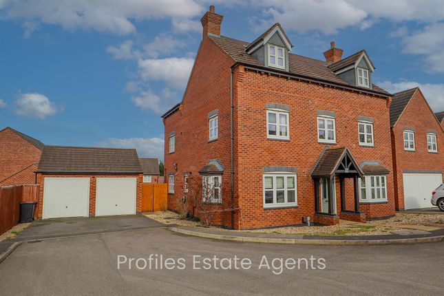 Detached house for sale in St. Louis Close, Hinckley