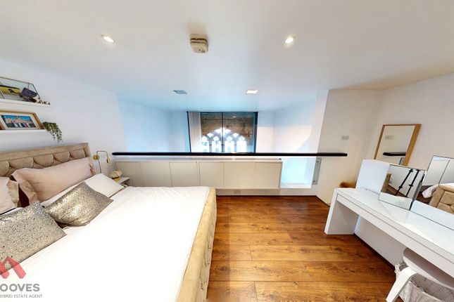 Flat for sale in Shaw Street, Liverpool