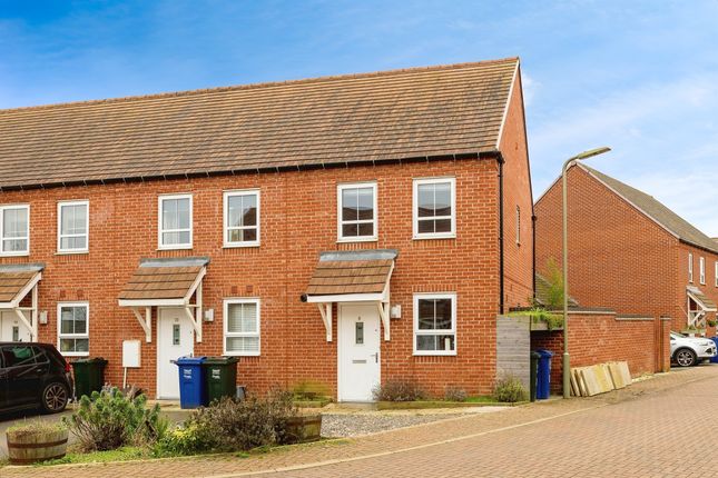 End terrace house for sale in Robins Way, Bodicote, Banbury