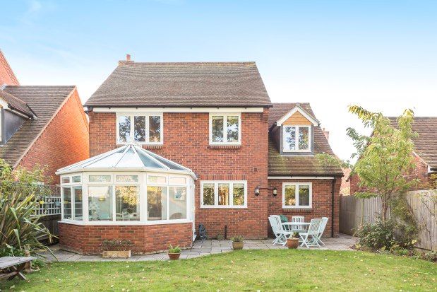 Property to rent in Belmont Drive, Lymington