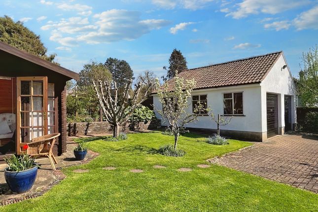 Detached bungalow for sale in Southmead, Winscombe, North Somerset.