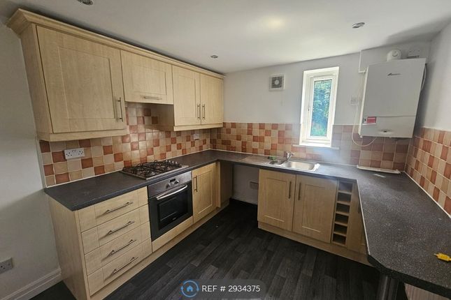Holly House, Fletcher St Little Lever, Bolton photo 3