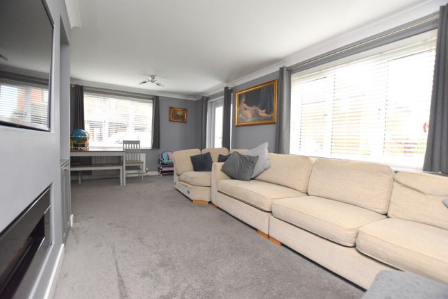 7, Old Bakery Close, Romney Marsh photo 2