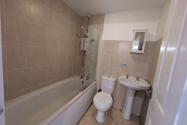 Thumbnail Flat to rent in Victoria Street, Montrose