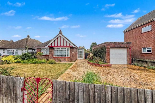 2-bed house on 8, Elm Tree Avenue, Frinton On Sea, £350,000
