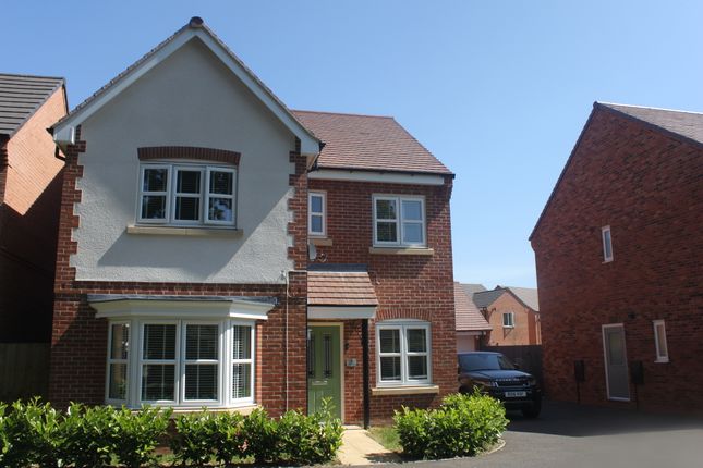 4 bed detached house to rent in Wilfred Mews, Wythall, Birmingham B47