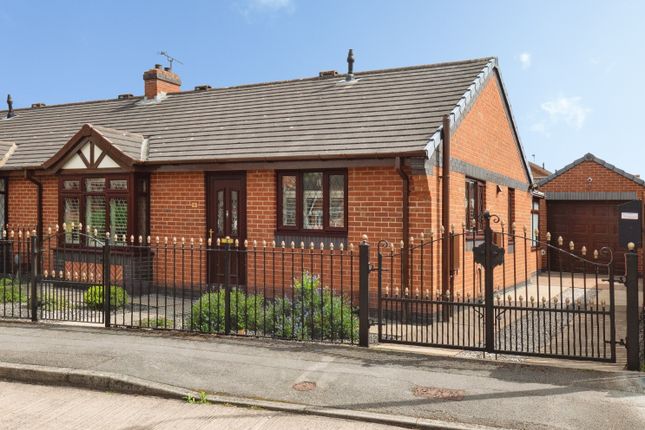 6, Forester Way, Hull photo 2