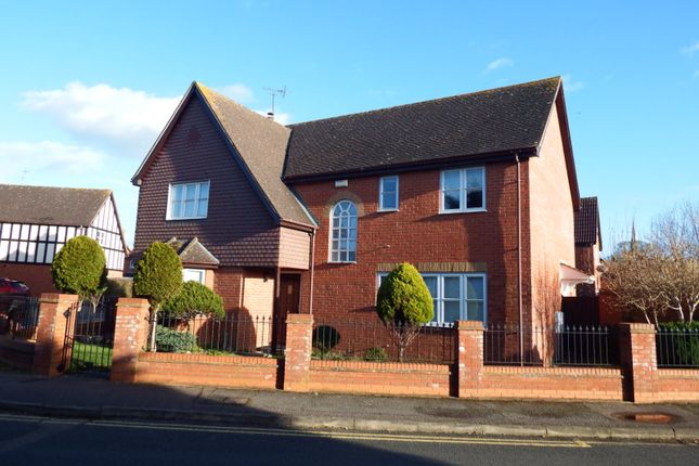 Detached house for sale in Mathews Close, Stevenage, Hertfordshire