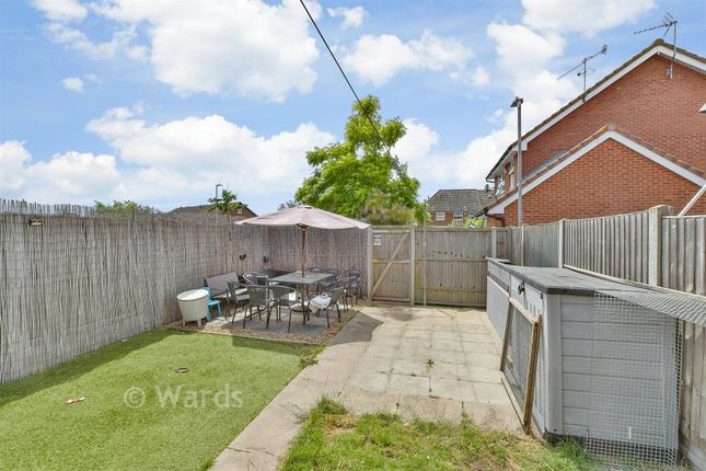 119, Bysing Wood Road, Faversham photo 2