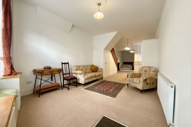 24 Eastborough, Scarborough photo 3